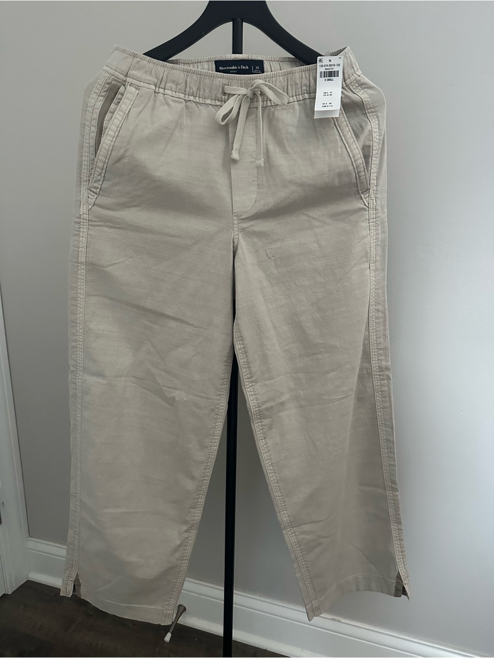 Abercrombie & Fitch Baggy Pull-On Pants – Size XS – New With Tags